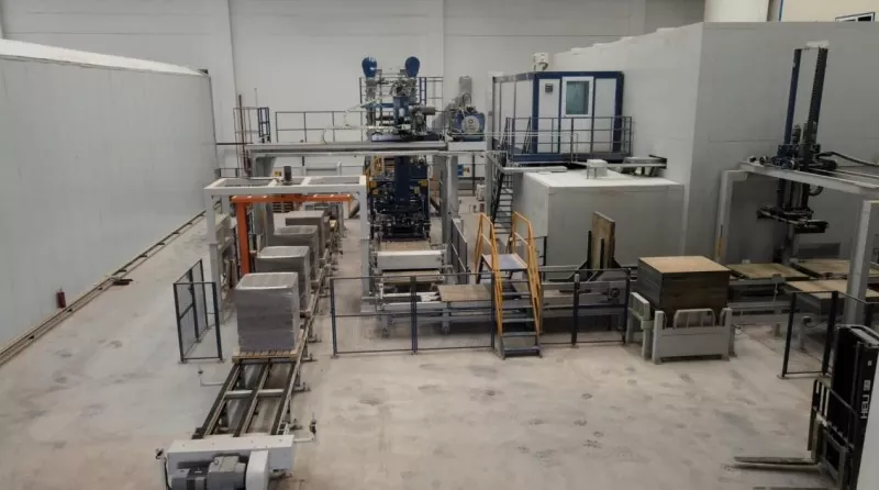 Tại sao khách hàng Đức lại chọn máy tạo khối QGM: Độ tin cậy, sự đổi mới và giá trị lâu dài
