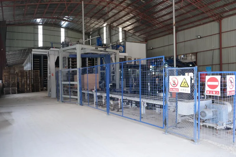 Một năm kinh nghiệm: Cái nhìn sâu hơn về ngành công nghiệp máy tạo khối